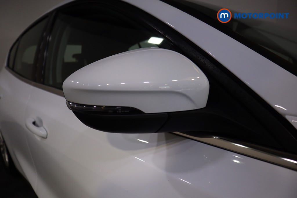 Ford Focus Titanium Manual Petrol Hatchback - Stock Number (1554720) - 23rd supplementary image