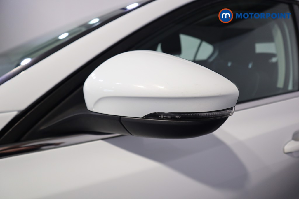 Ford Focus Titanium Manual Petrol Hatchback - Stock Number (1554720) - 24th supplementary image