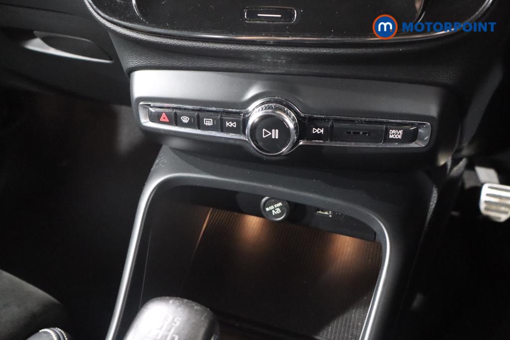 Volvo Xc40 R Design Manual Petrol SUV - Stock Number (1555085) - 5th supplementary image