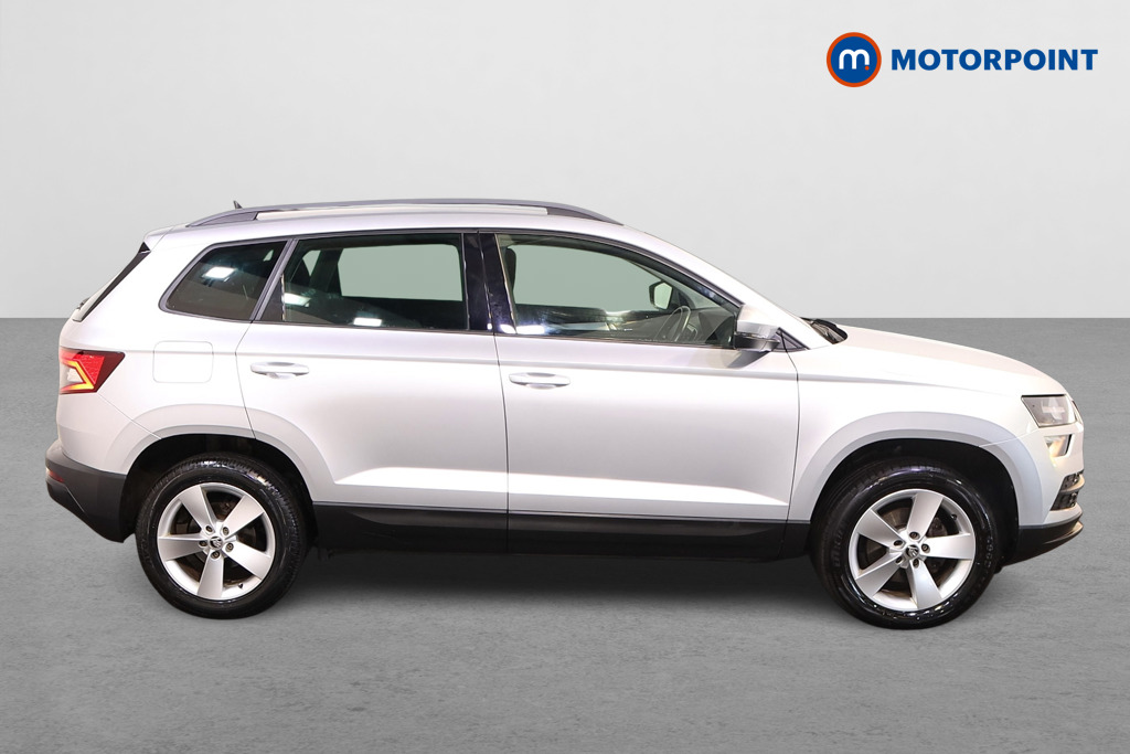 Skoda Karoq SE Manual Petrol SUV - Stock Number (1558011) - Drivers side