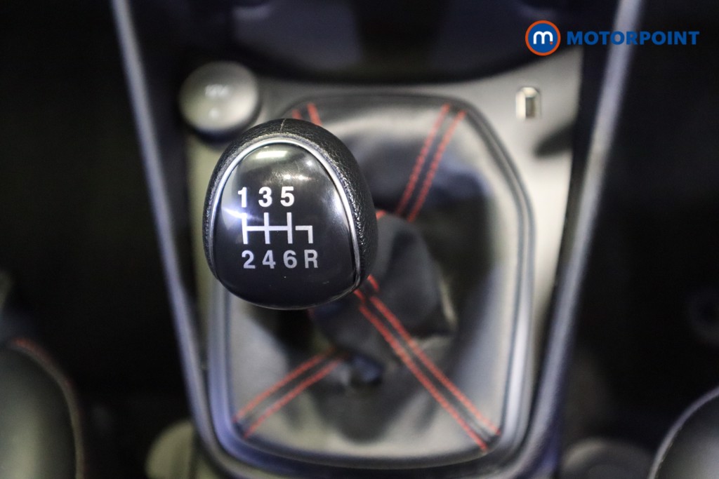 Ford Fiesta St-Line X Manual Petrol-Electric Hybrid Hatchback - Stock Number (1558037) - 5th supplementary image
