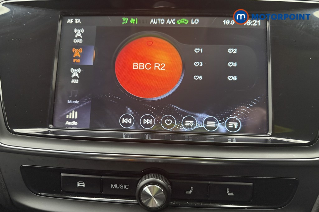 Mg Motor Uk MG5 Exclusive Automatic Electric Estate - Stock Number (1558587) - 4th supplementary image