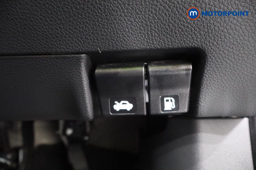 Nissan Qashqai Acenta Premium Manual Petrol SUV - Stock Number (1559420) - 13th supplementary image