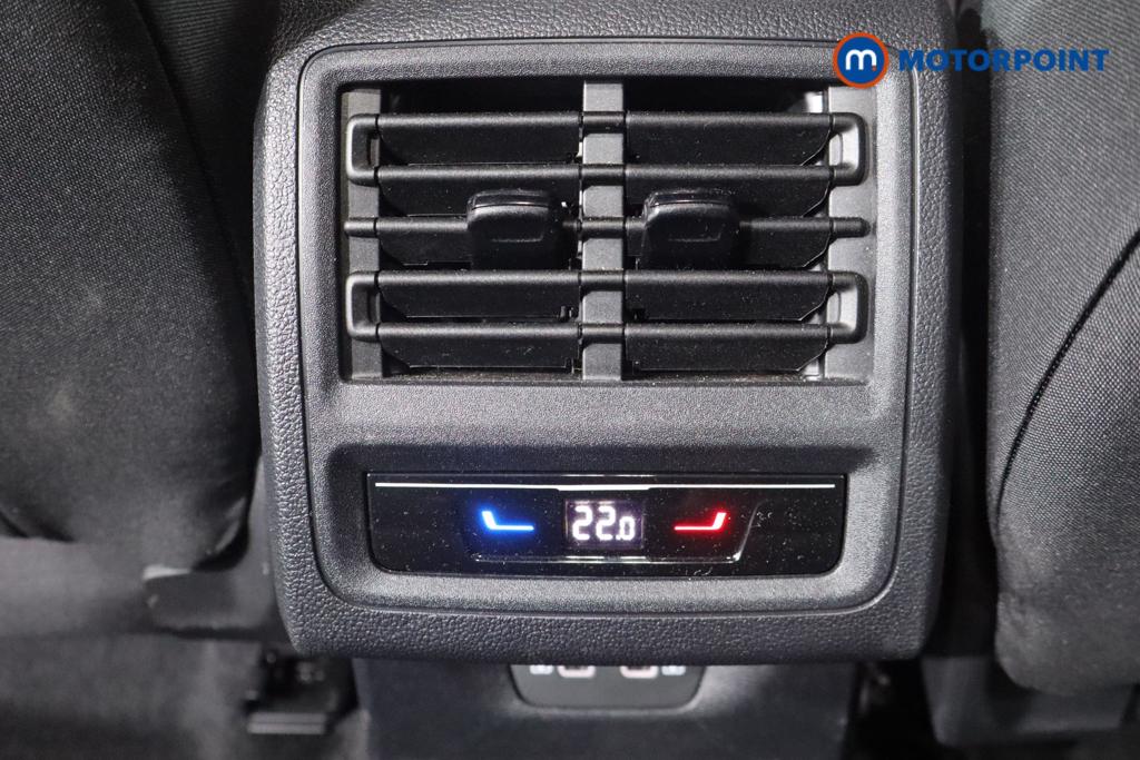 Volkswagen Golf GTI Automatic Petrol Hatchback - Stock Number (1559698) - 21st supplementary image