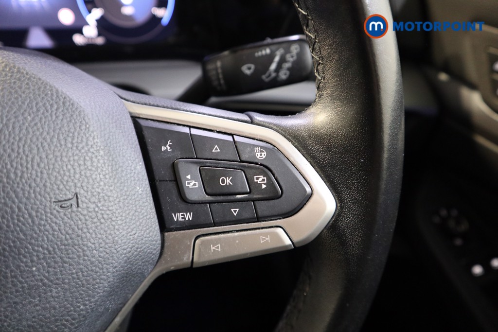 Volkswagen Golf Active Manual Petrol Hatchback - Stock Number (1560157) - 4th supplementary image