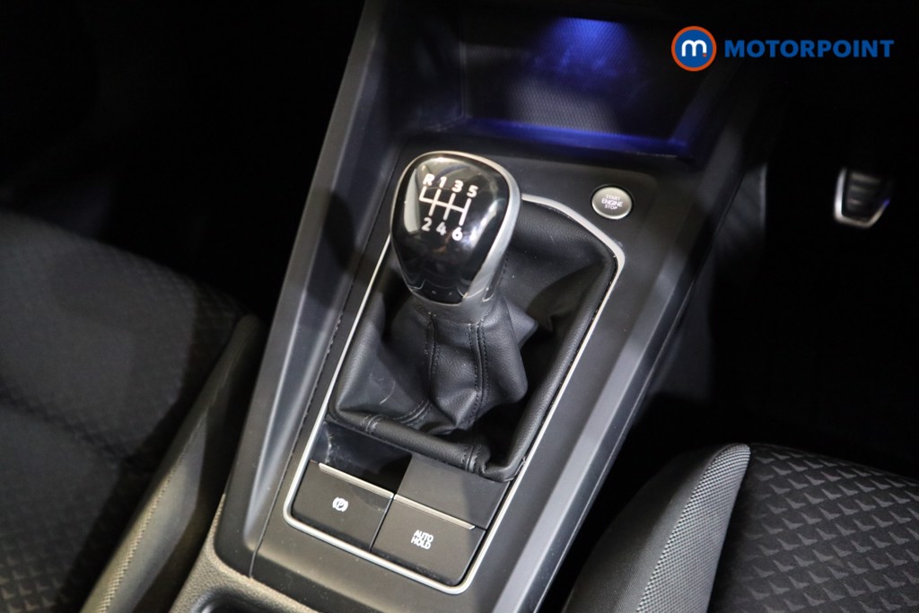 Volkswagen Golf Active Manual Petrol Hatchback - Stock Number (1560157) - 7th supplementary image