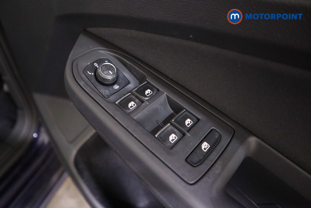 Volkswagen Golf Active Manual Petrol Hatchback - Stock Number (1560157) - 10th supplementary image