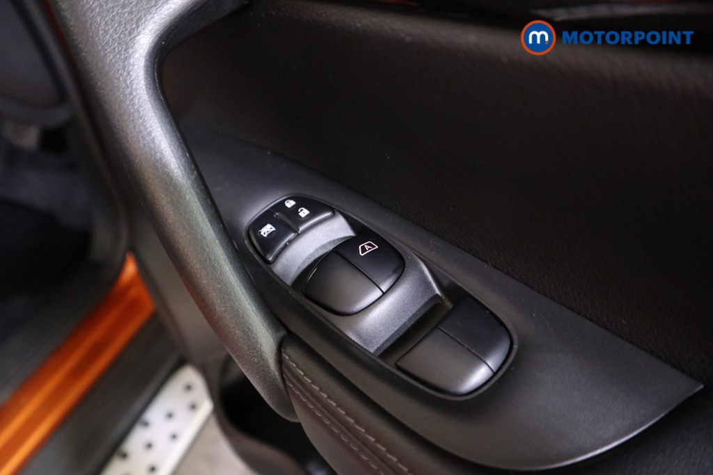 Nissan X-Trail Tekna Automatic Diesel SUV - Stock Number (1562343) - 11th supplementary image