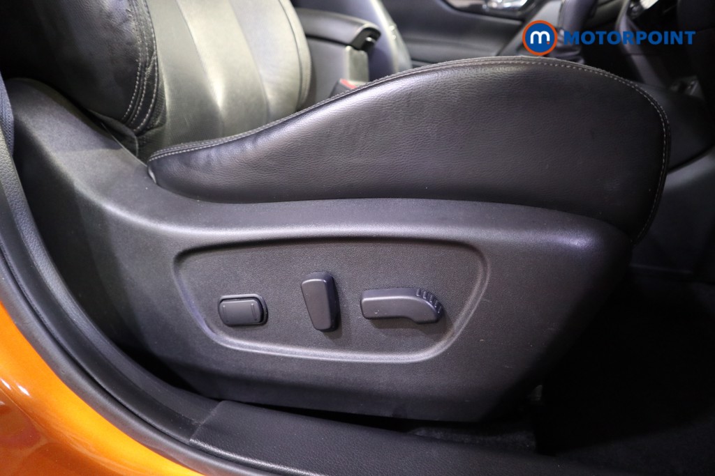 Nissan X-Trail Tekna Automatic Diesel SUV - Stock Number (1562343) - 12th supplementary image