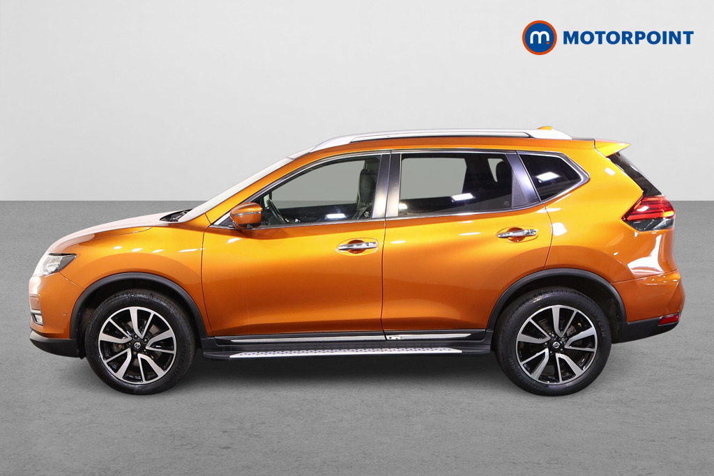 Nissan X-Trail Tekna Automatic Diesel SUV - Stock Number (1562343) - Passenger side