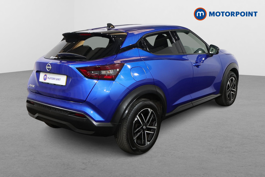 Nissan Juke N-Connecta Manual Petrol SUV - Stock Number (1563451) - Drivers side rear corner