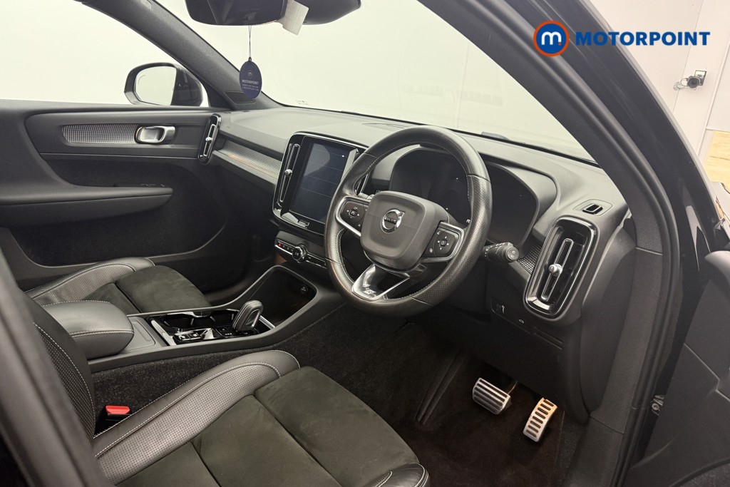 Volvo Xc40 R Design Pro Automatic Petrol SUV - Stock Number (1563573) - 2nd supplementary image