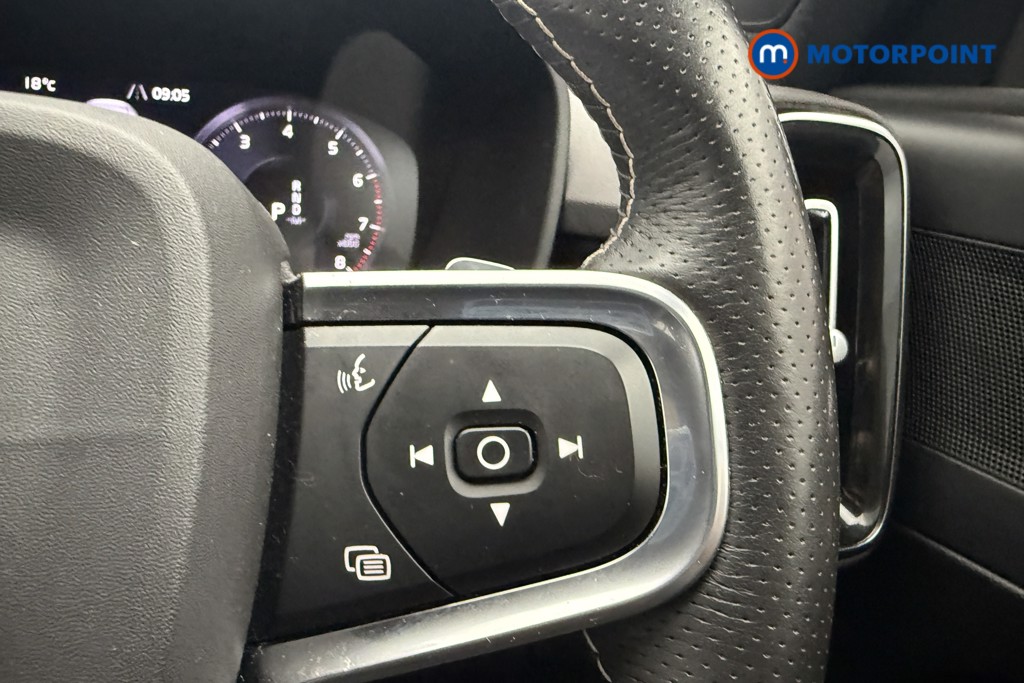 Volvo Xc40 R Design Pro Automatic Petrol SUV - Stock Number (1563573) - 12th supplementary image