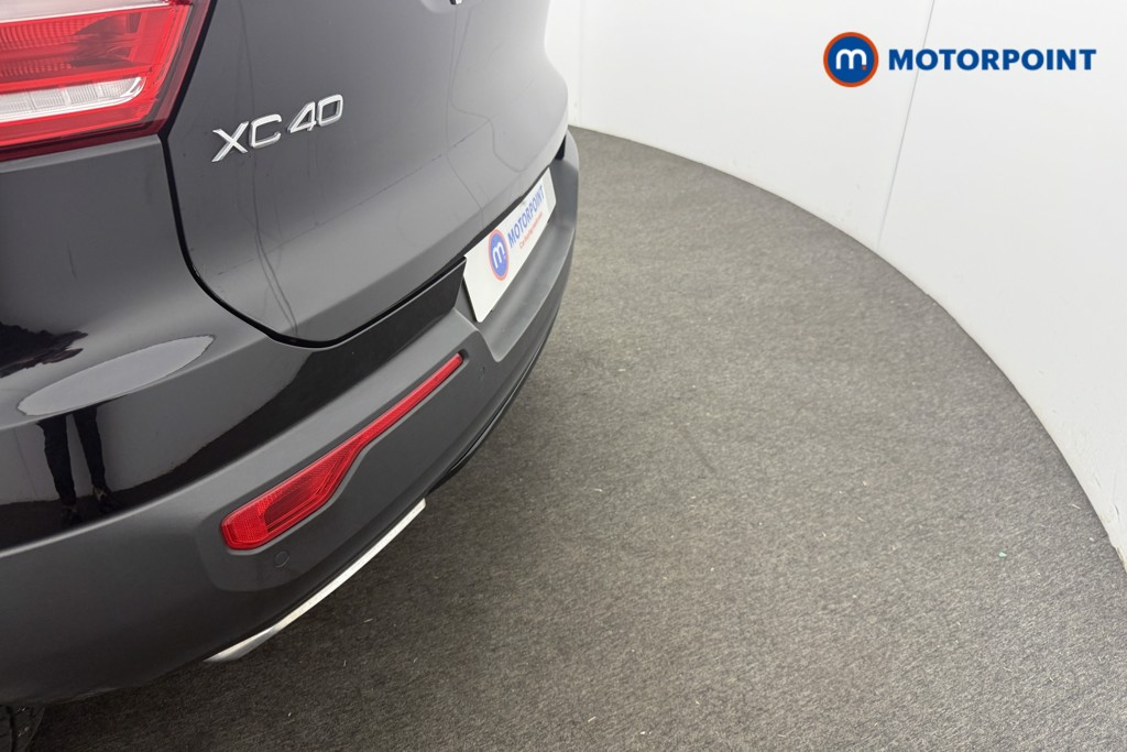 Volvo Xc40 R Design Pro Automatic Petrol SUV - Stock Number (1563573) - 25th supplementary image