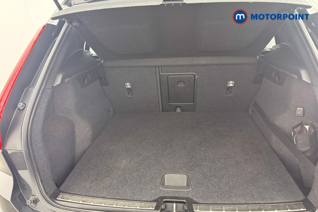 Volvo Xc40 R Design Pro Automatic Petrol SUV - Stock Number (1563573) - 26th supplementary image