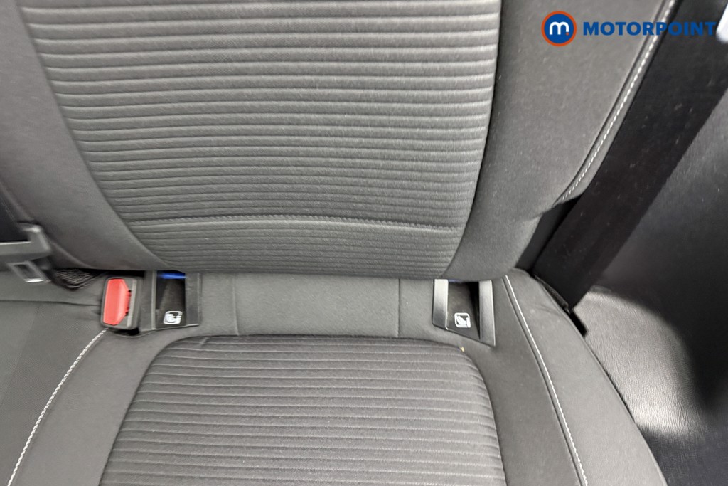Ford Focus Titanium Manual Petrol Hatchback - Stock Number (1563749) - 21st supplementary image
