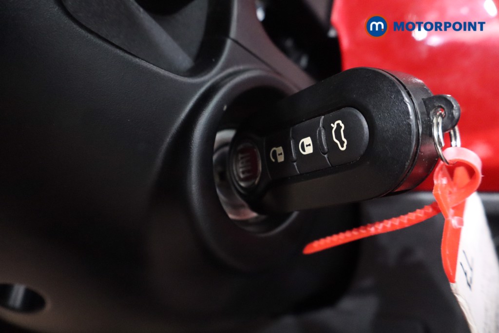 Fiat 500 Dolcevita Manual Petrol-Electric Hybrid Hatchback - Stock Number (1563773) - 13th supplementary image