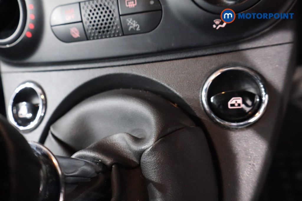 Fiat 500 Dolcevita Manual Petrol-Electric Hybrid Hatchback - Stock Number (1563773) - 15th supplementary image