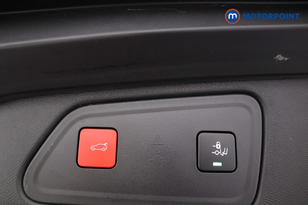 Peugeot 3008 GT Automatic Diesel SUV - Stock Number (1563849) - 14th supplementary image