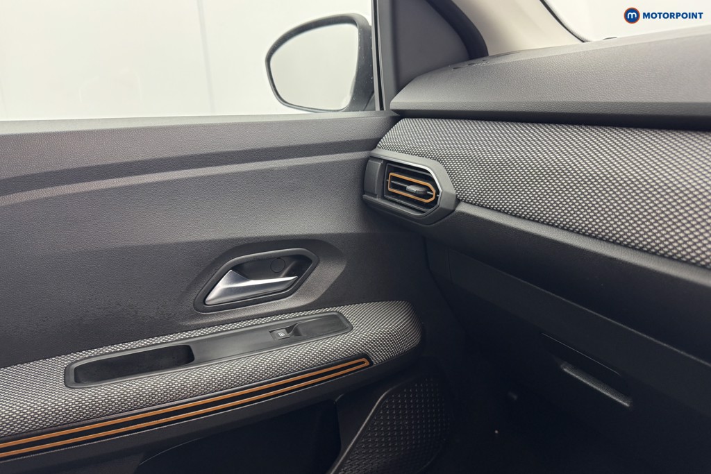 Dacia Sandero Stepway Comfort Manual Petrol Hatchback - Stock Number (1564200) - 17th supplementary image