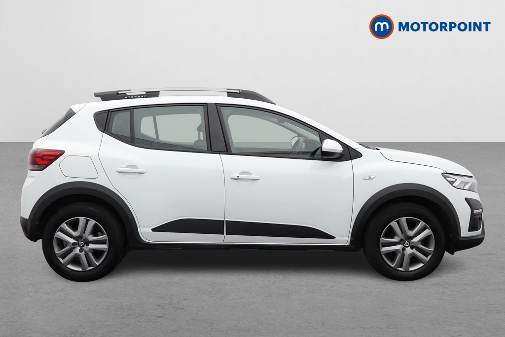 Dacia Sandero Stepway Comfort Manual Petrol Hatchback - Stock Number (1564200) - Drivers side