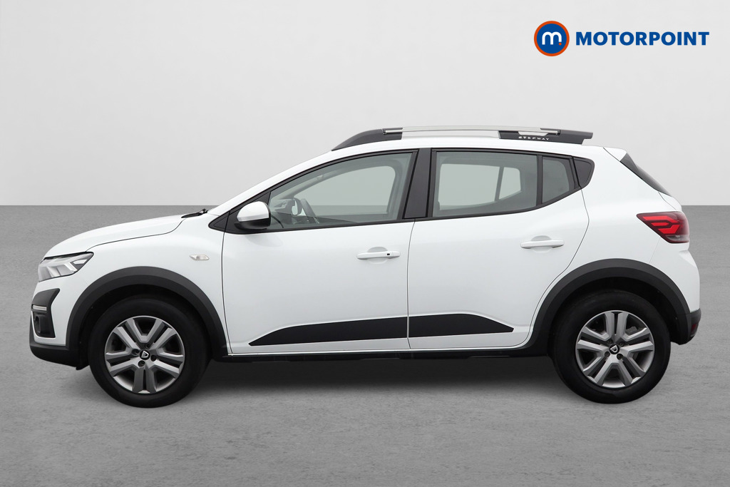 Dacia Sandero Stepway Comfort Manual Petrol Hatchback - Stock Number (1564200) - Passenger side