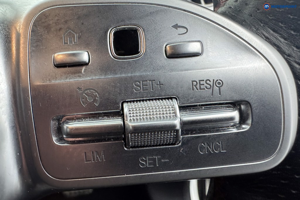 Mercedes-Benz GLB Amg Line Automatic Diesel SUV - Stock Number (1564227) - 19th supplementary image