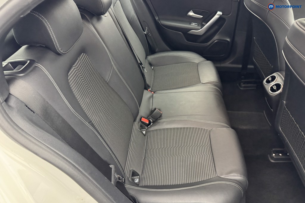 Mercedes-Benz A Class Sport Automatic Diesel Hatchback - Stock Number (1564685) - 4th supplementary image