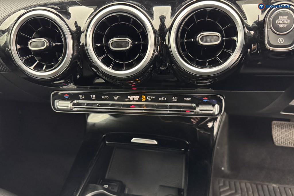 Mercedes-Benz A Class Sport Automatic Diesel Hatchback - Stock Number (1564685) - 16th supplementary image
