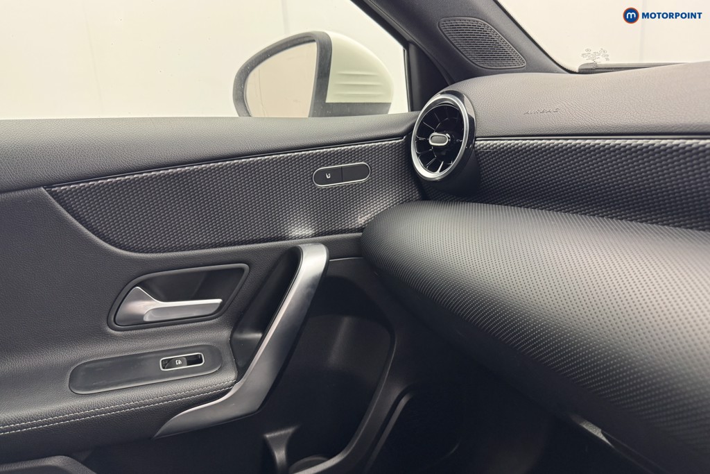 Mercedes-Benz A Class Sport Automatic Diesel Hatchback - Stock Number (1564685) - 17th supplementary image