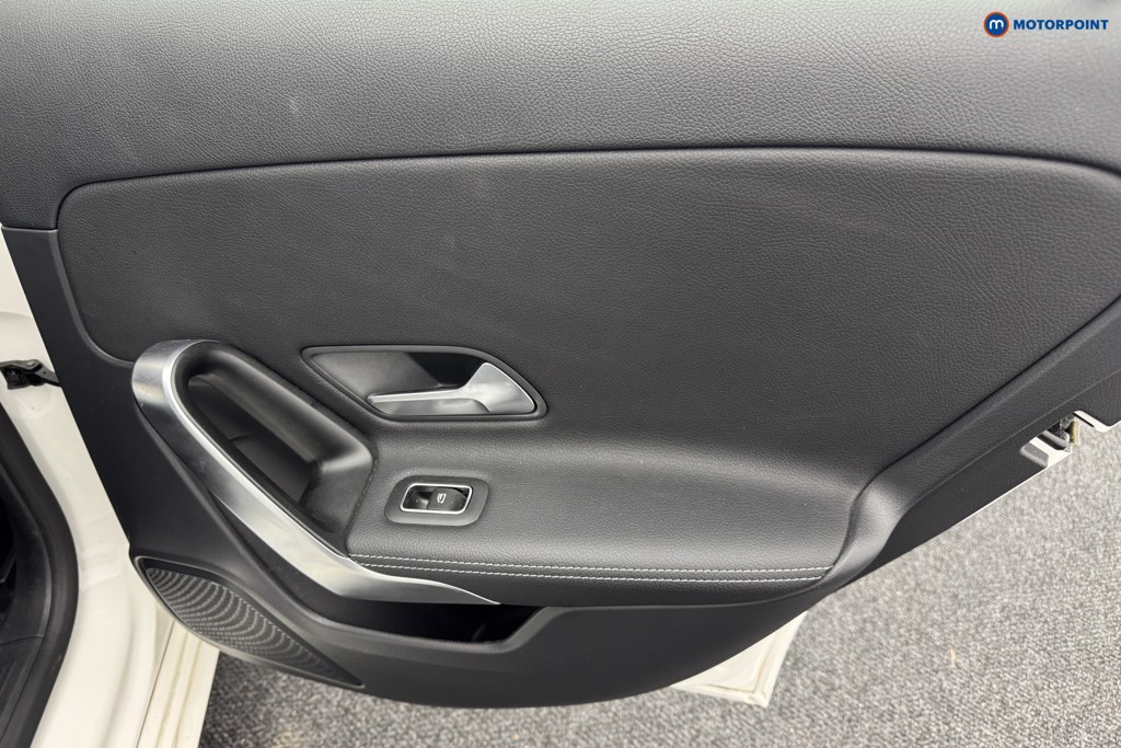 Mercedes-Benz A Class Sport Automatic Diesel Hatchback - Stock Number (1564685) - 24th supplementary image