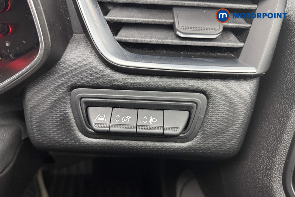 Renault Clio Iconic Manual Petrol Hatchback - Stock Number (1564835) - 17th supplementary image