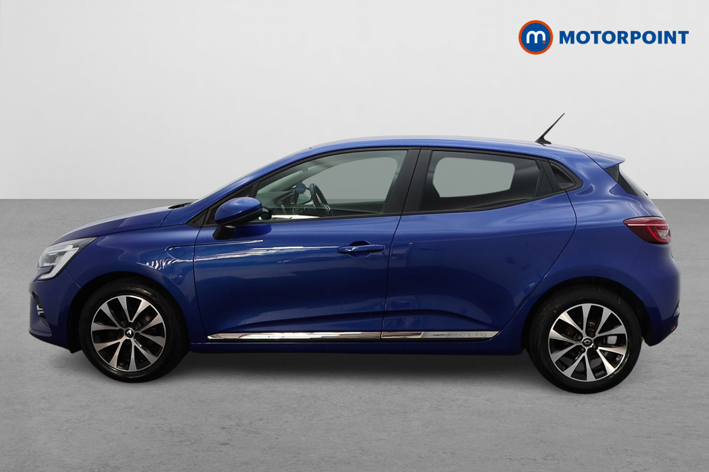 Renault Clio Iconic Manual Petrol Hatchback - Stock Number (1564835) - Passenger side