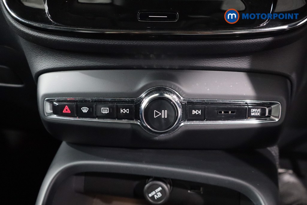 Volvo Xc40 Inscription Manual Petrol SUV - Stock Number (1565490) - 17th supplementary image