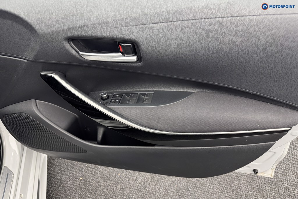 Toyota Corolla Gr Sport Automatic Petrol-Electric Hybrid Hatchback - Stock Number (1565743) - 23rd supplementary image