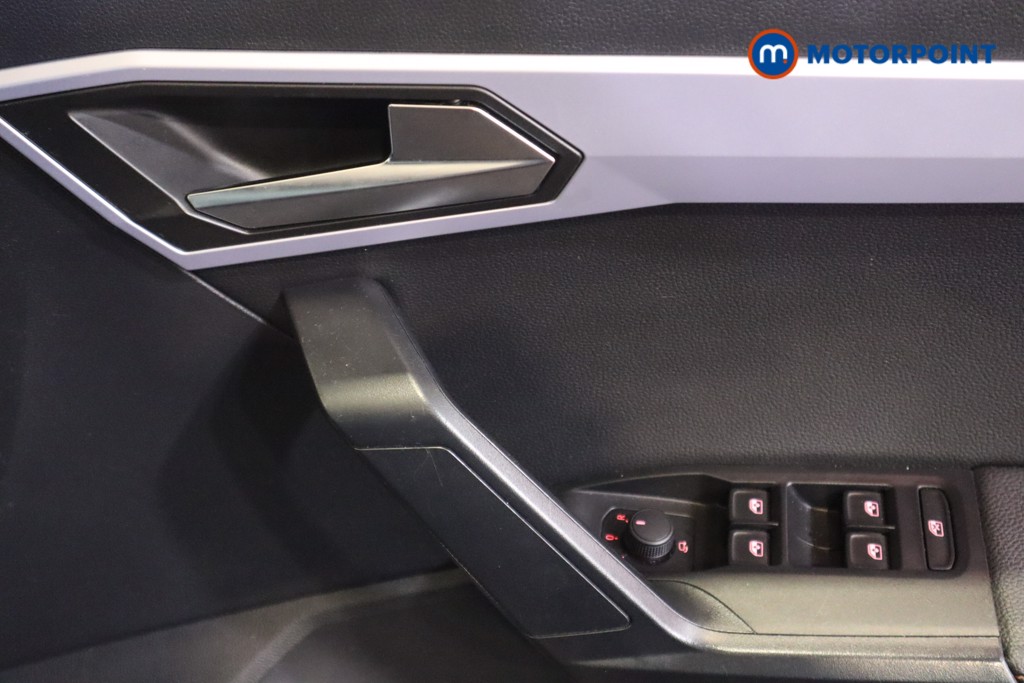Seat Arona Fr Sport Manual Petrol SUV - Stock Number (1565754) - 8th supplementary image