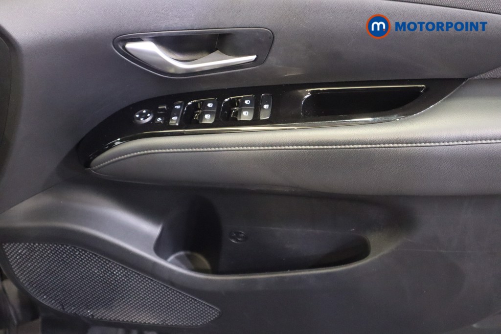 Hyundai Tucson Se Connect Manual Petrol SUV - Stock Number (1565775) - 13th supplementary image