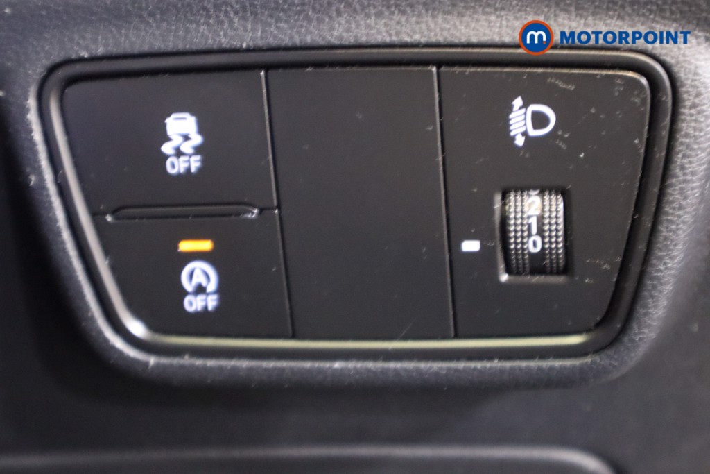 Hyundai Tucson Se Connect Manual Petrol SUV - Stock Number (1565775) - 16th supplementary image