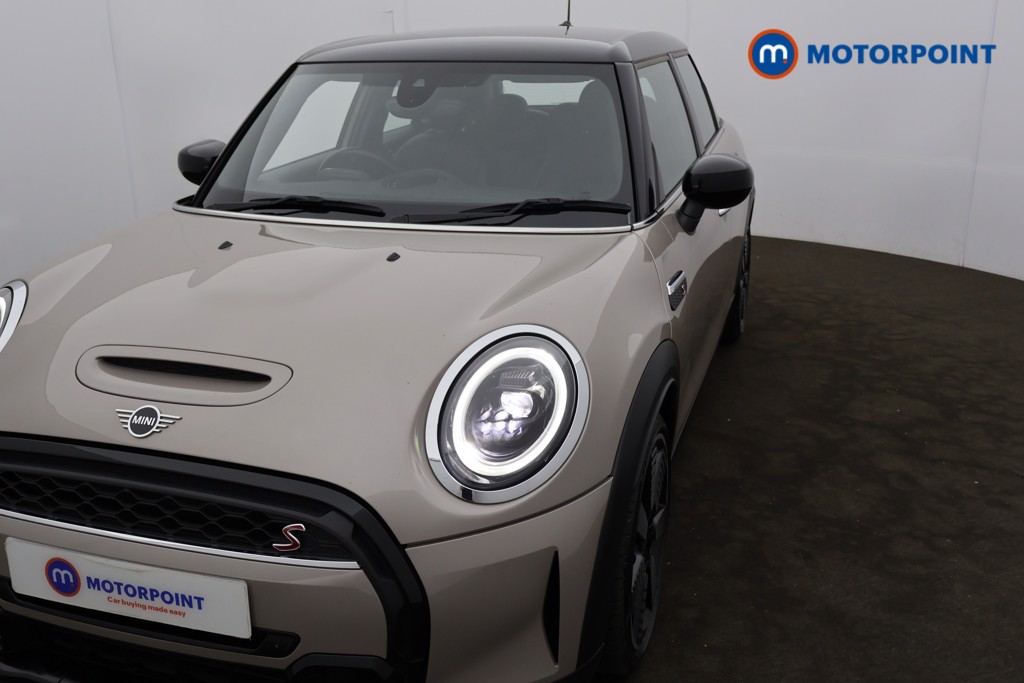 Mini Hatchback Cooper S Exclusive Automatic Petrol Hatchback - Stock Number (1565783) - 14th supplementary image