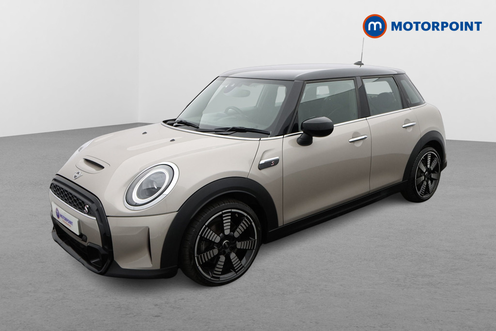 Mini Hatchback Cooper S Exclusive Automatic Petrol Hatchback - Stock Number (1565783) - Passenger side front corner