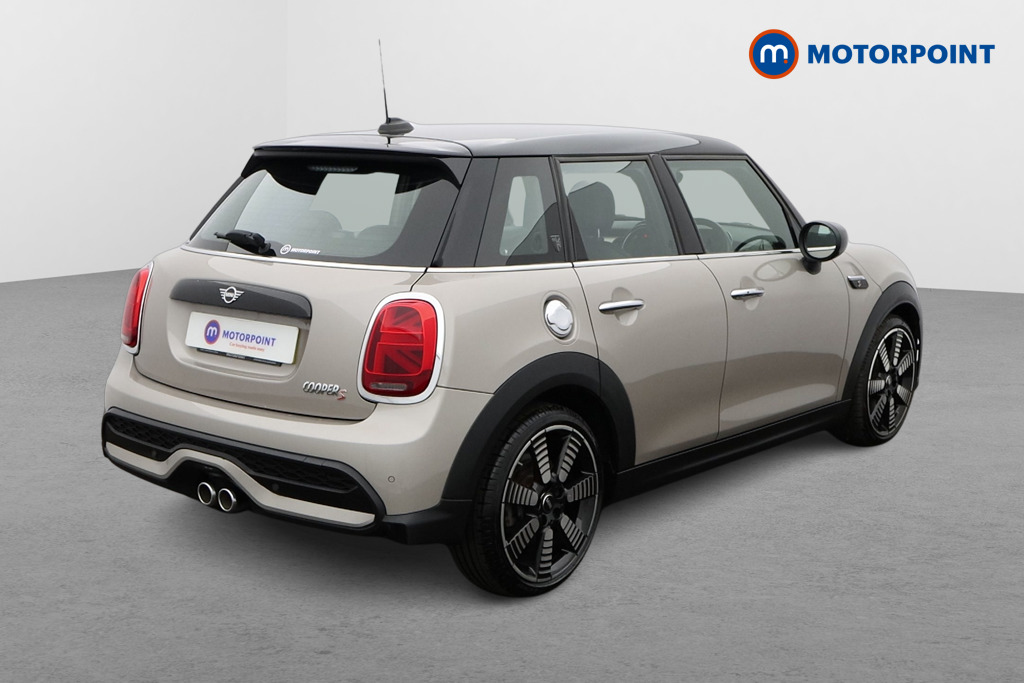 Mini Hatchback Cooper S Exclusive Automatic Petrol Hatchback - Stock Number (1565783) - Drivers side rear corner