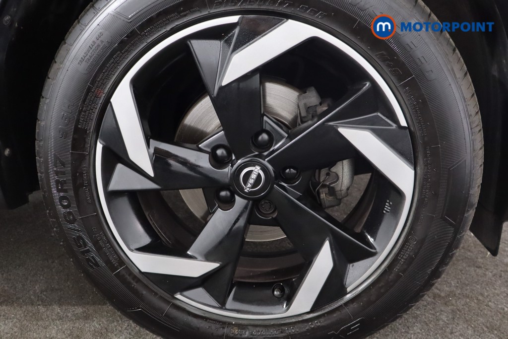 Nissan Juke N-Connecta Manual Petrol SUV - Stock Number (1566088) - 12th supplementary image