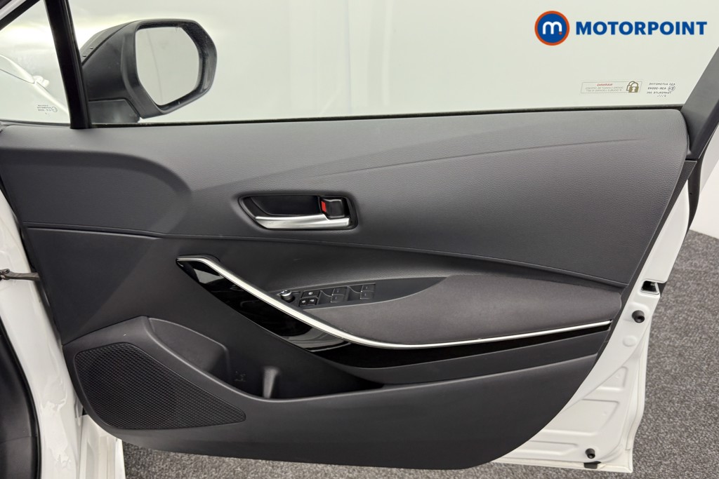 Toyota Corolla Gr Sport Automatic Petrol-Electric Hybrid Hatchback - Stock Number (1566298) - 15th supplementary image