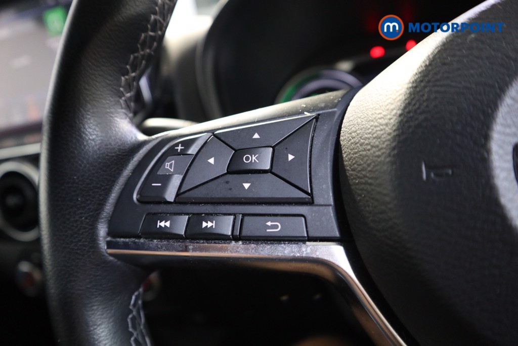 Nissan Juke Premiere Edition Automatic Petrol-Electric Hybrid SUV - Stock Number (1566476) - 4th supplementary image