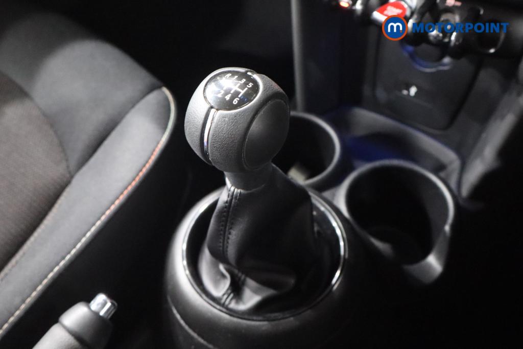 Mini Hatchback Cooper Classic Manual Petrol Hatchback - Stock Number (1566524) - 5th supplementary image