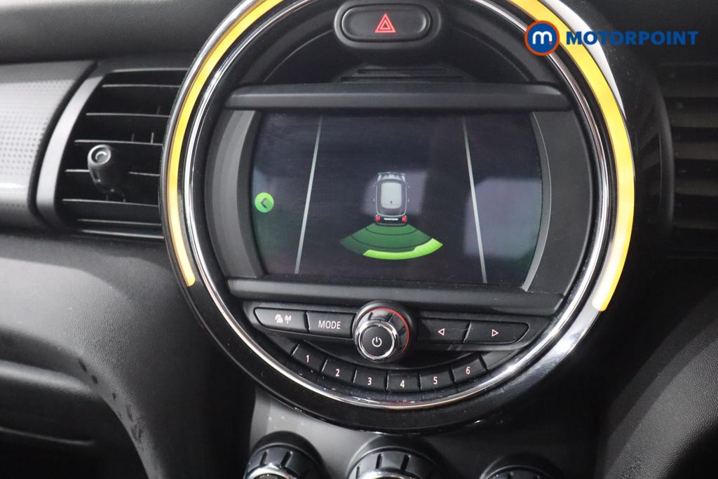 Mini Hatchback Cooper Classic Manual Petrol Hatchback - Stock Number (1566524) - 9th supplementary image