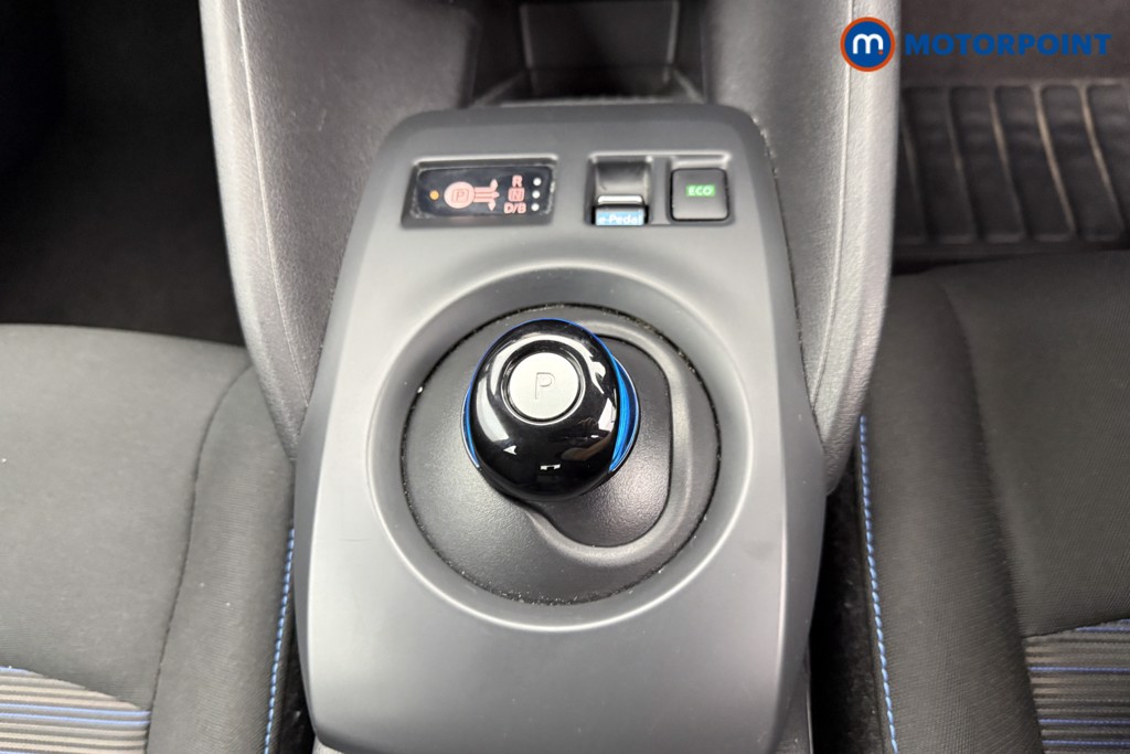 Nissan Leaf Acenta Automatic Electric Hatchback - Stock Number (1566939) - 10th supplementary image