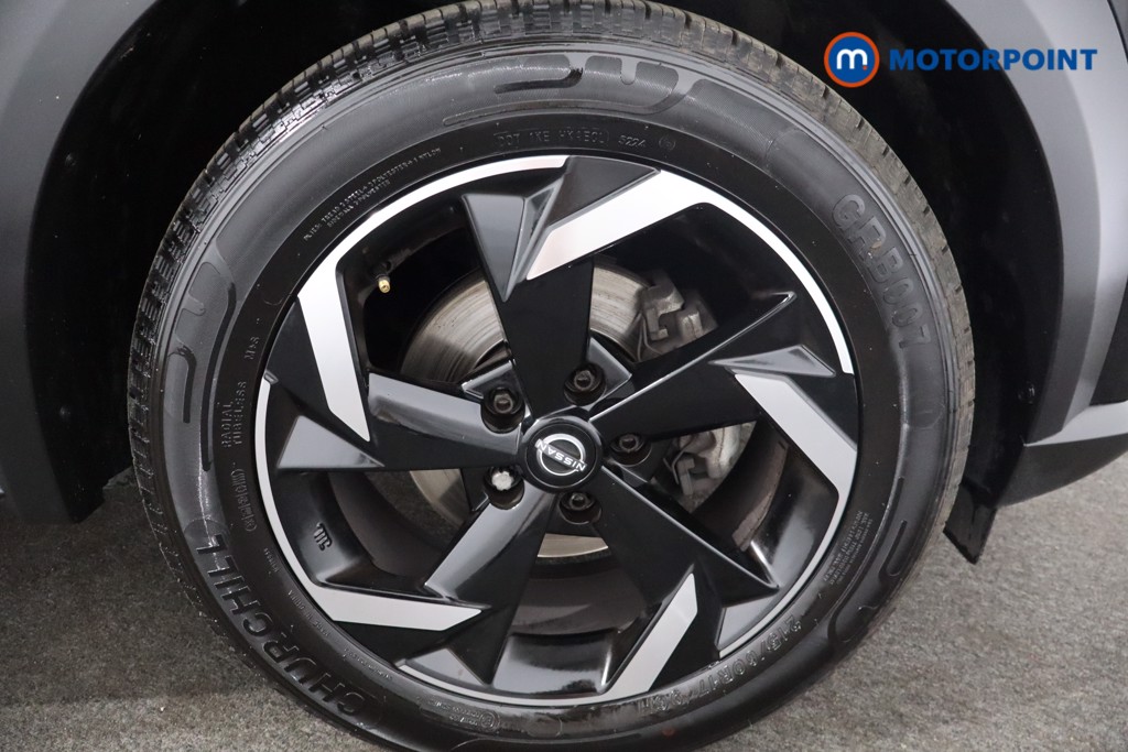 Nissan Juke N-Connecta Manual Petrol SUV - Stock Number (1566957) - 10th supplementary image