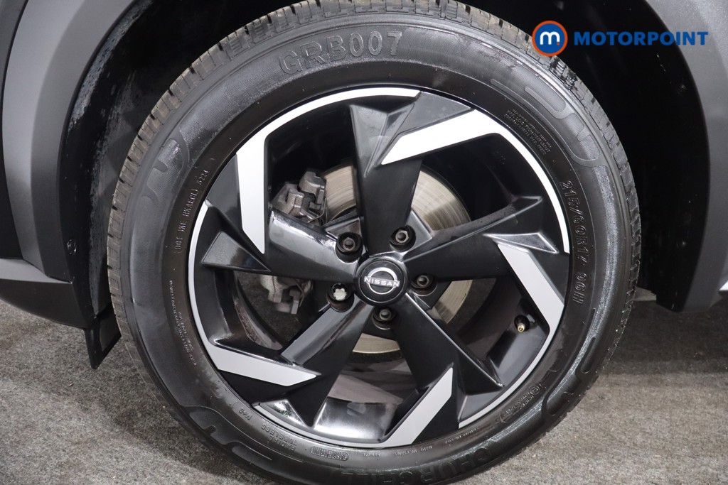 Nissan Juke N-Connecta Manual Petrol SUV - Stock Number (1566957) - 11th supplementary image