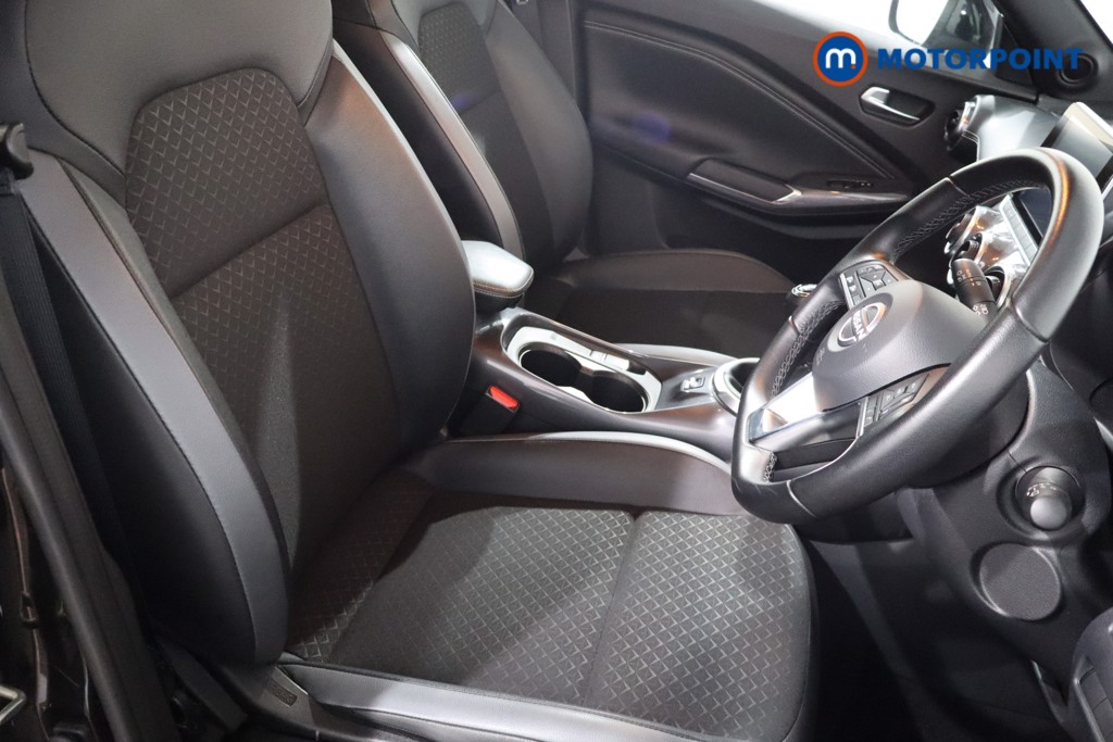 Nissan Juke N-Connecta Manual Petrol SUV - Stock Number (1566957) - 24th supplementary image